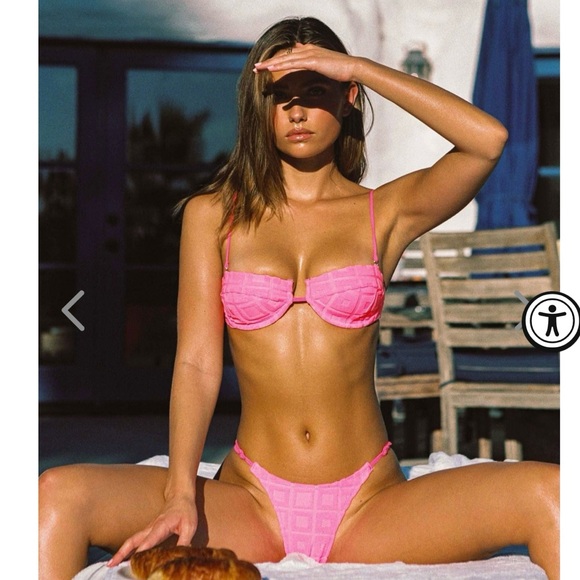 Pink Ribbed Strapless Bikini Set - Picture 2 of 4